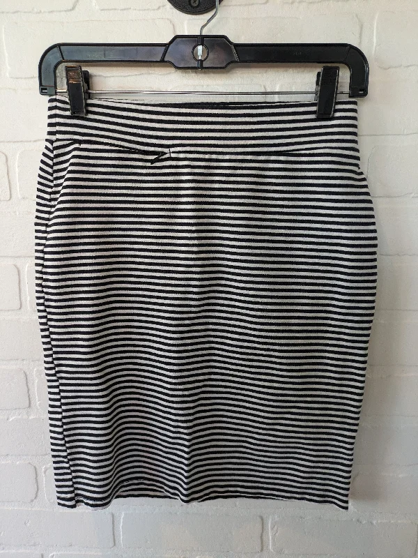 Black & White Skirt Mini & Short Toad & Co, Size 2