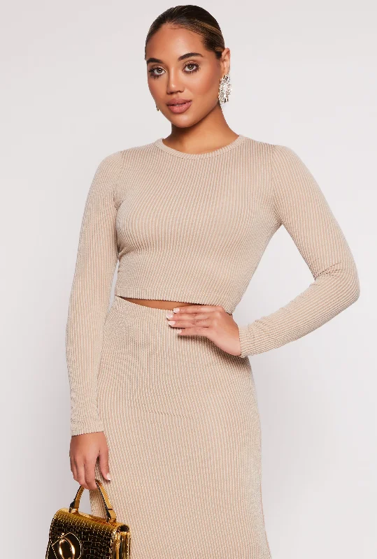 Almost Famous Ribbed Knit Long Sleeve Crop Top